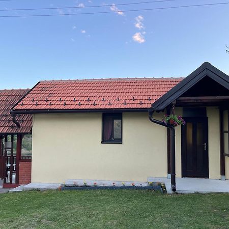 Apartman Jezero Vrutci Užice Extérieur photo