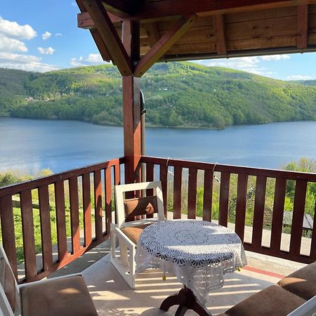 Apartman Jezero Vrutci Užice Extérieur photo