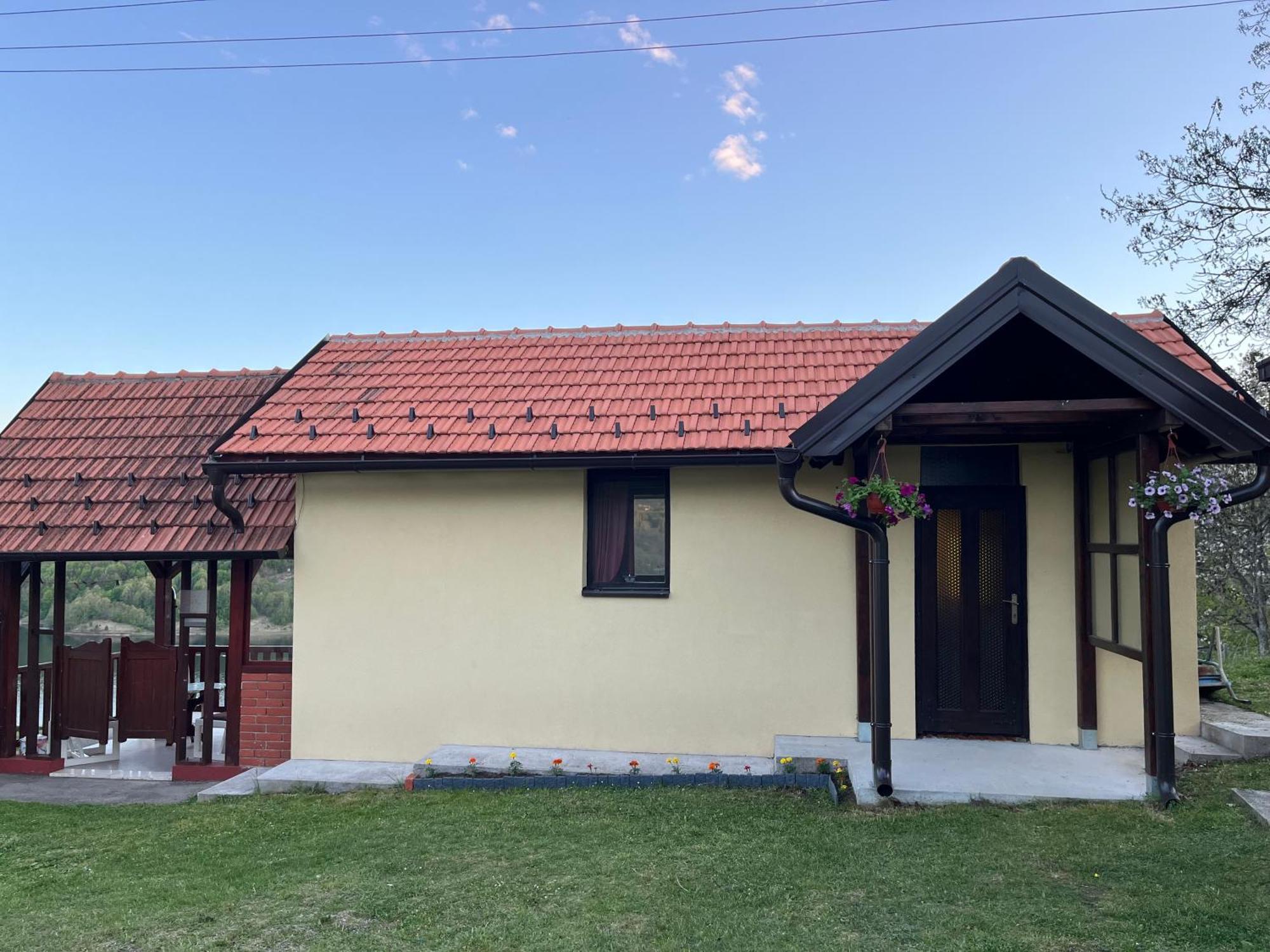 Apartman Jezero Vrutci Užice Extérieur photo